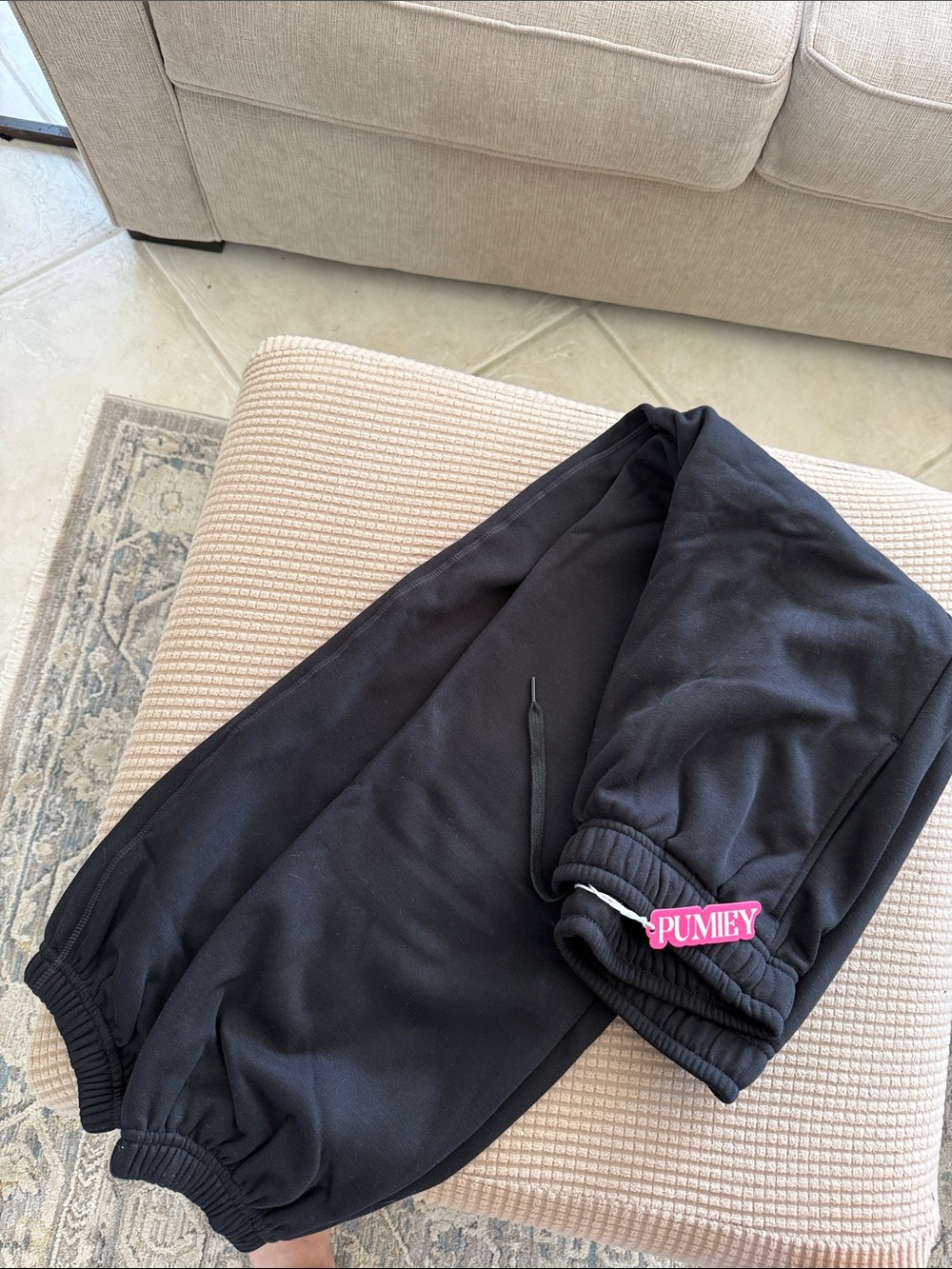 PUMIEY NWT Size Small Cotton/Polyester Blend Black Drawstring Joggers